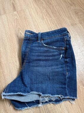 Old Navy OG Straight High-Rise Jean Shorts in Dark Blue